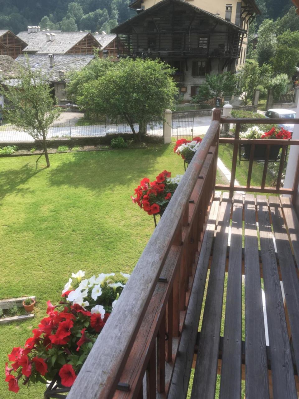 Bed and Breakfast L'Aria Di Casa Alagna Valsesia Zewnętrze zdjęcie